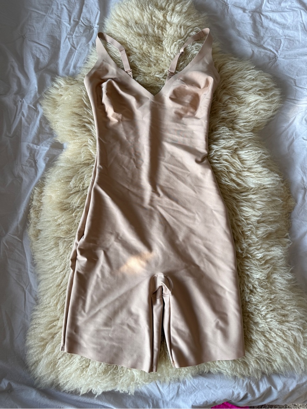 Skims Seamless Sculpt Mid Thigh Body Suit